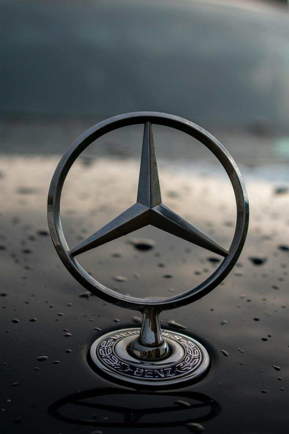 Mercedes